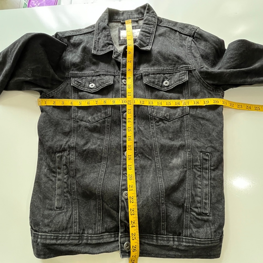 Pull & Bear Black Denim Jacket Trucker Washed Grunge Indie L Minimalist Capsule - Picture 5 of 12